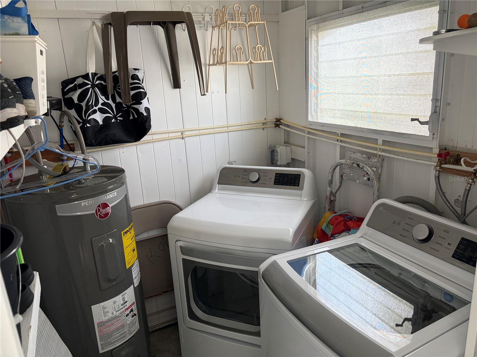 TRI-PAR ESTATES - Residential