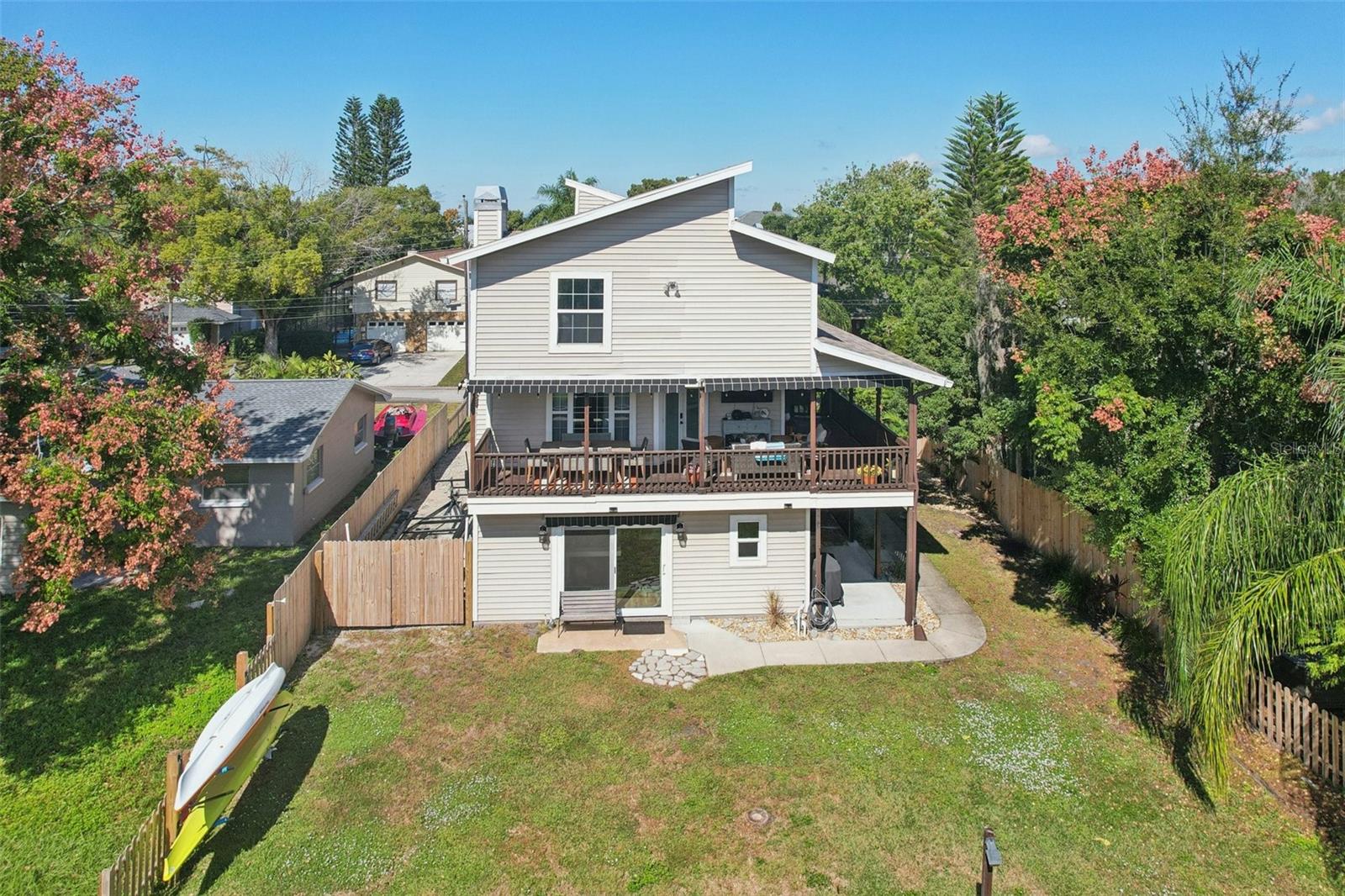 LAKE TARPON ESTATES - Residential