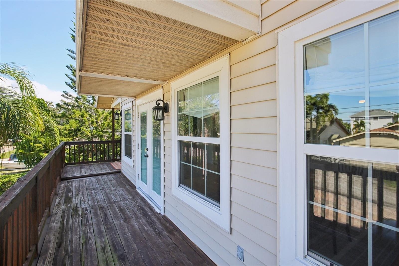 LAKE TARPON ESTATES - Residential