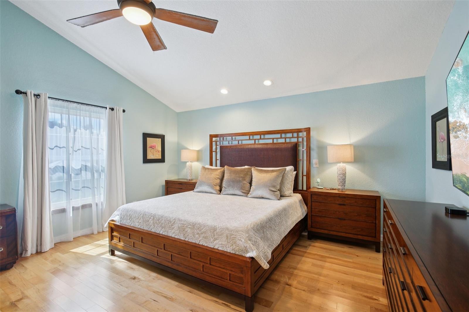 LAKE TARPON ESTATES - Residential