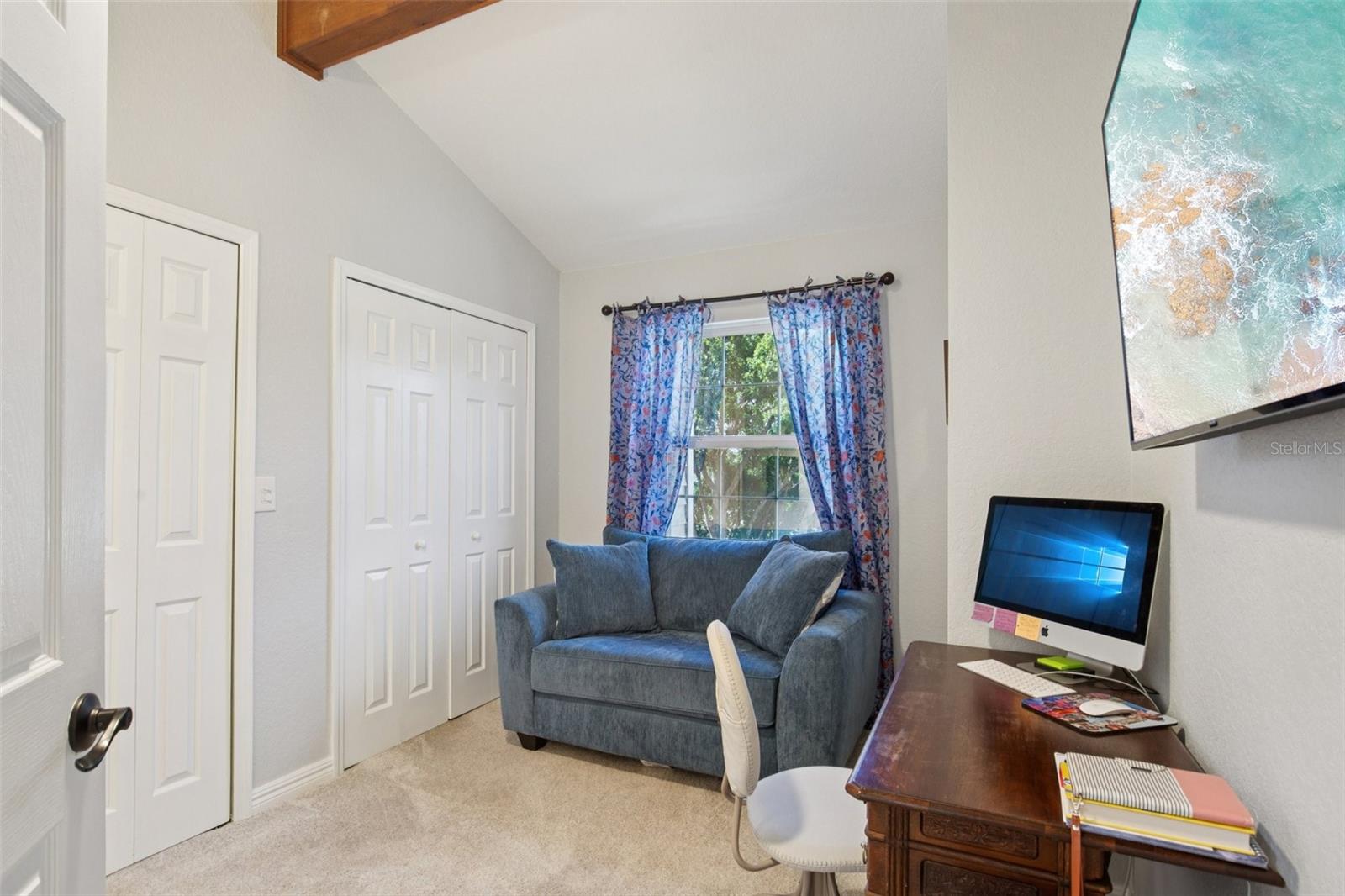 LAKE TARPON ESTATES - Residential