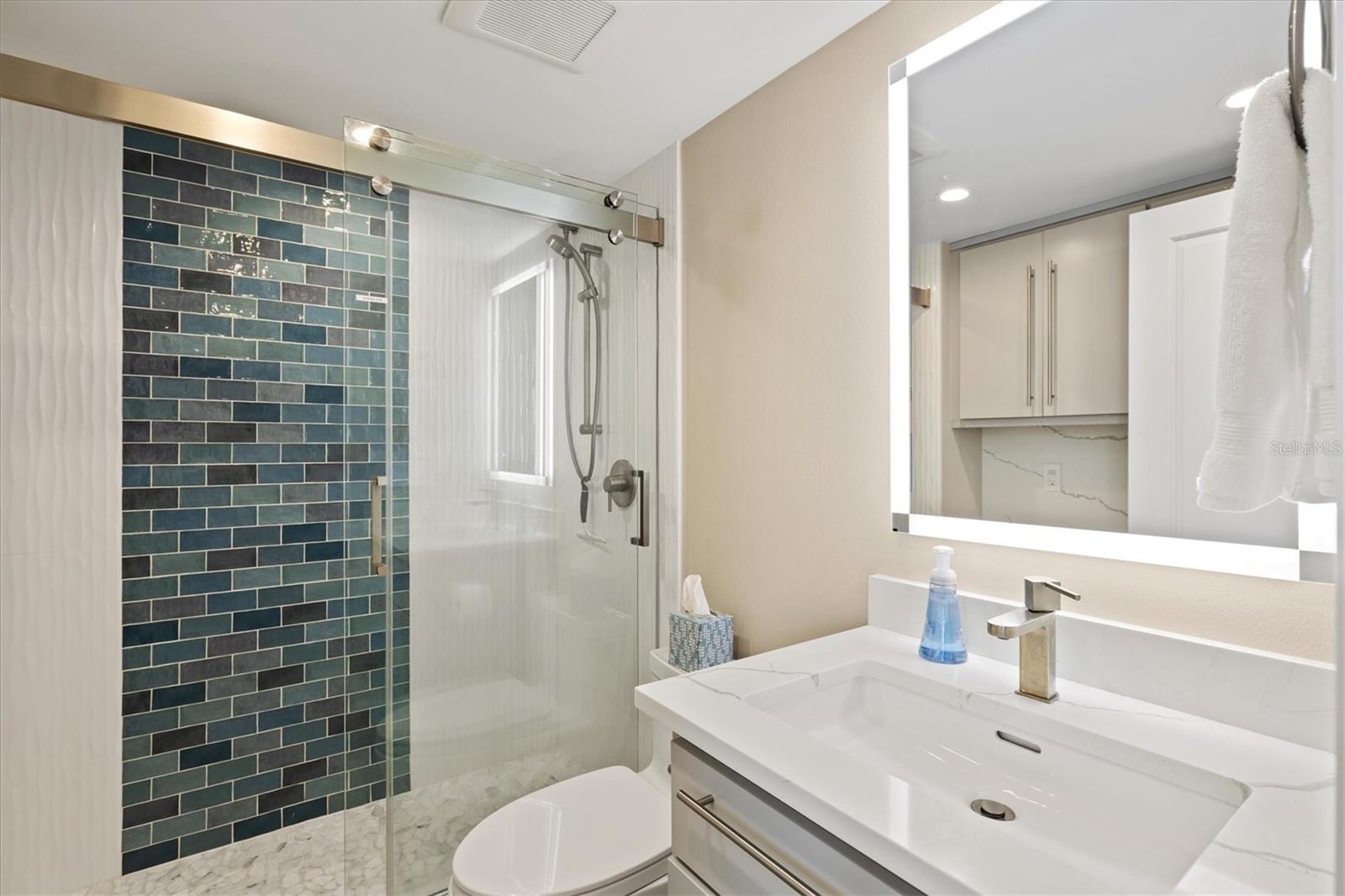 PRIVATEER NORTH - Residential