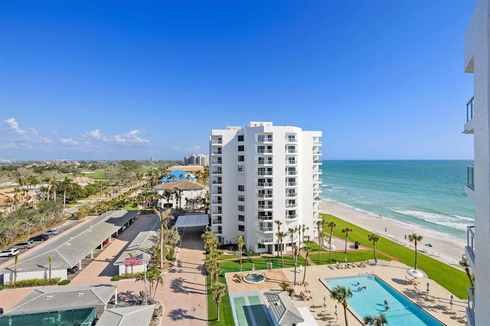 PRIVATEER NORTH - Residential