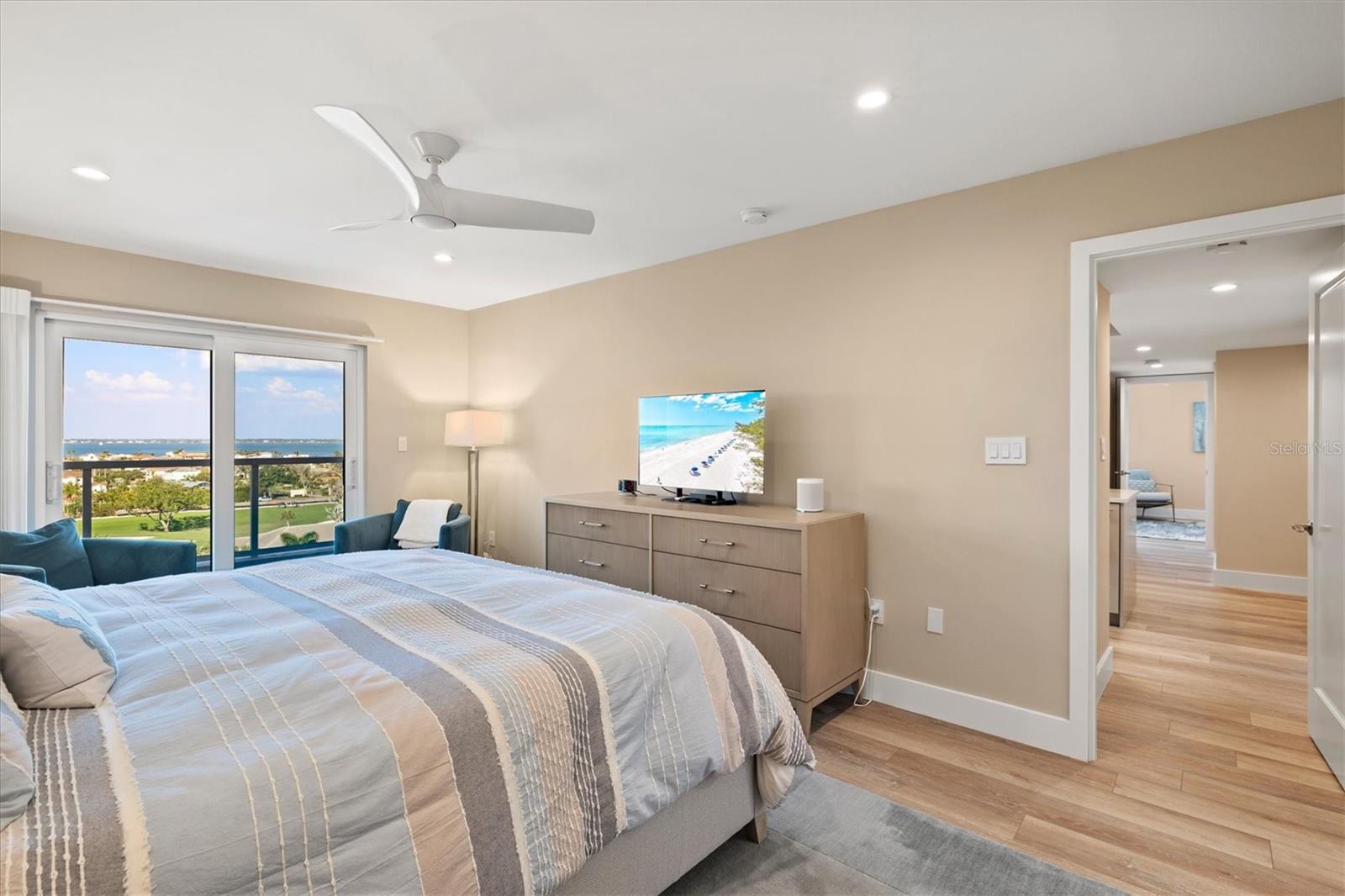 PRIVATEER NORTH - Residential