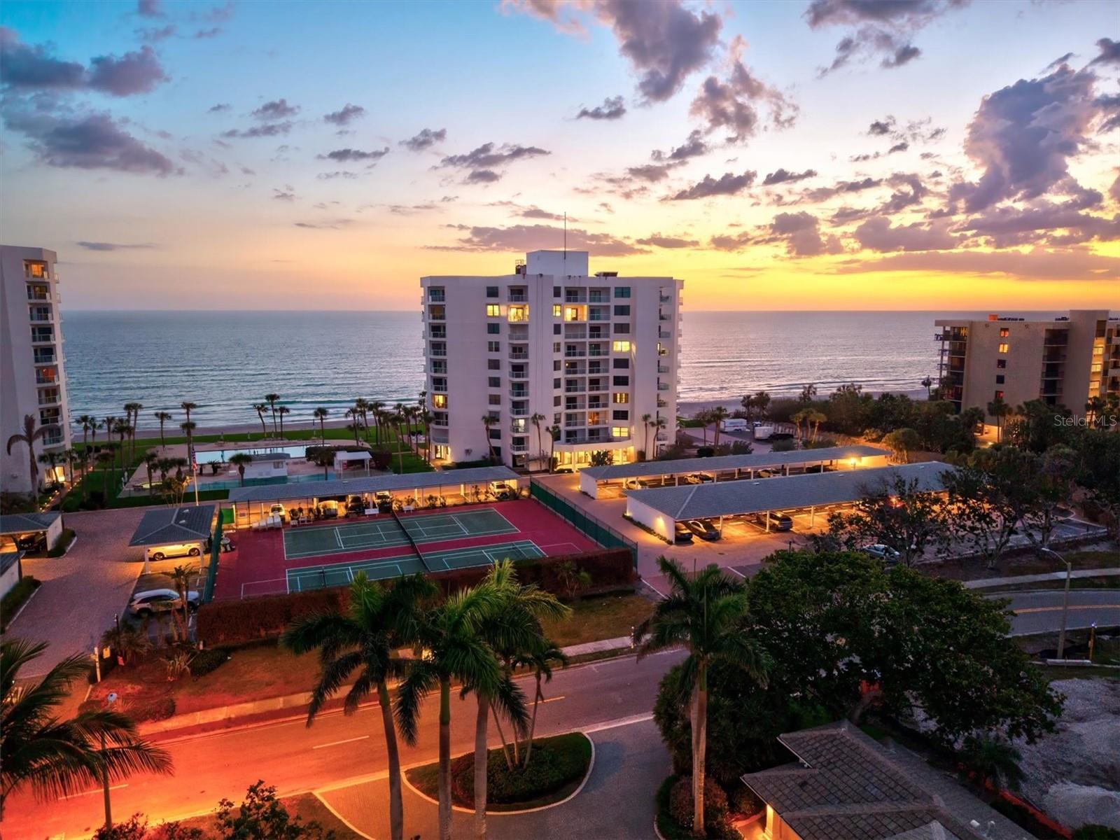 PRIVATEER NORTH - Residential