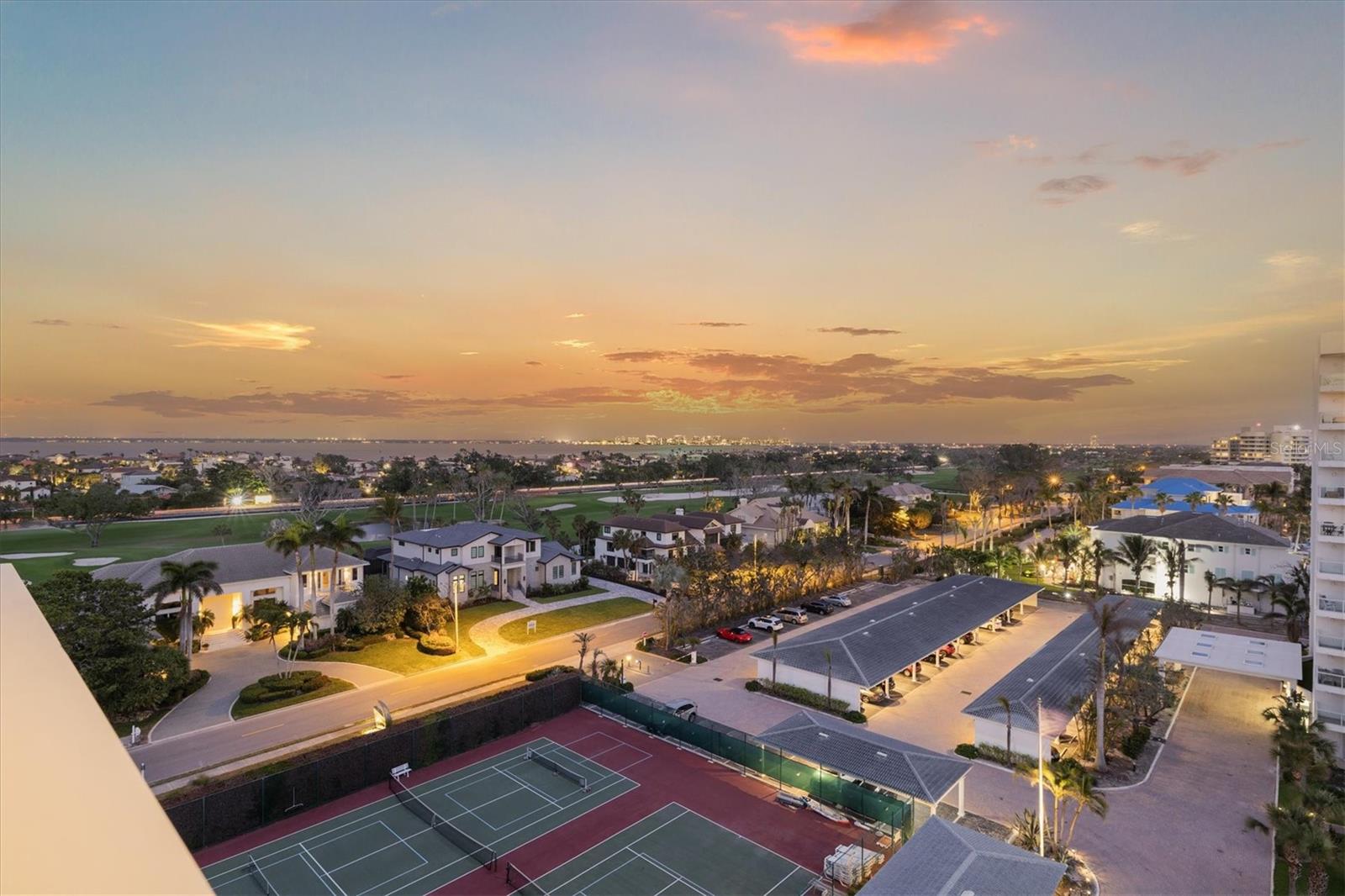 PRIVATEER NORTH - Residential