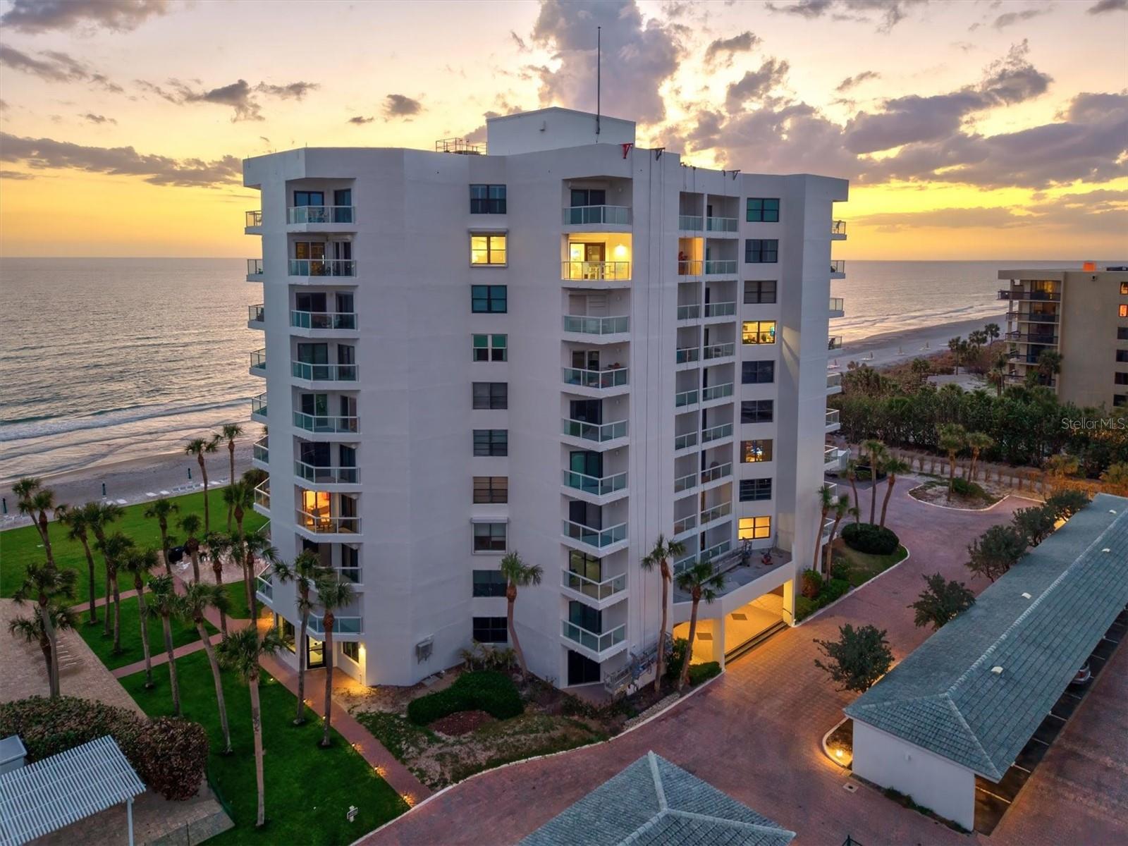 PRIVATEER NORTH - Residential