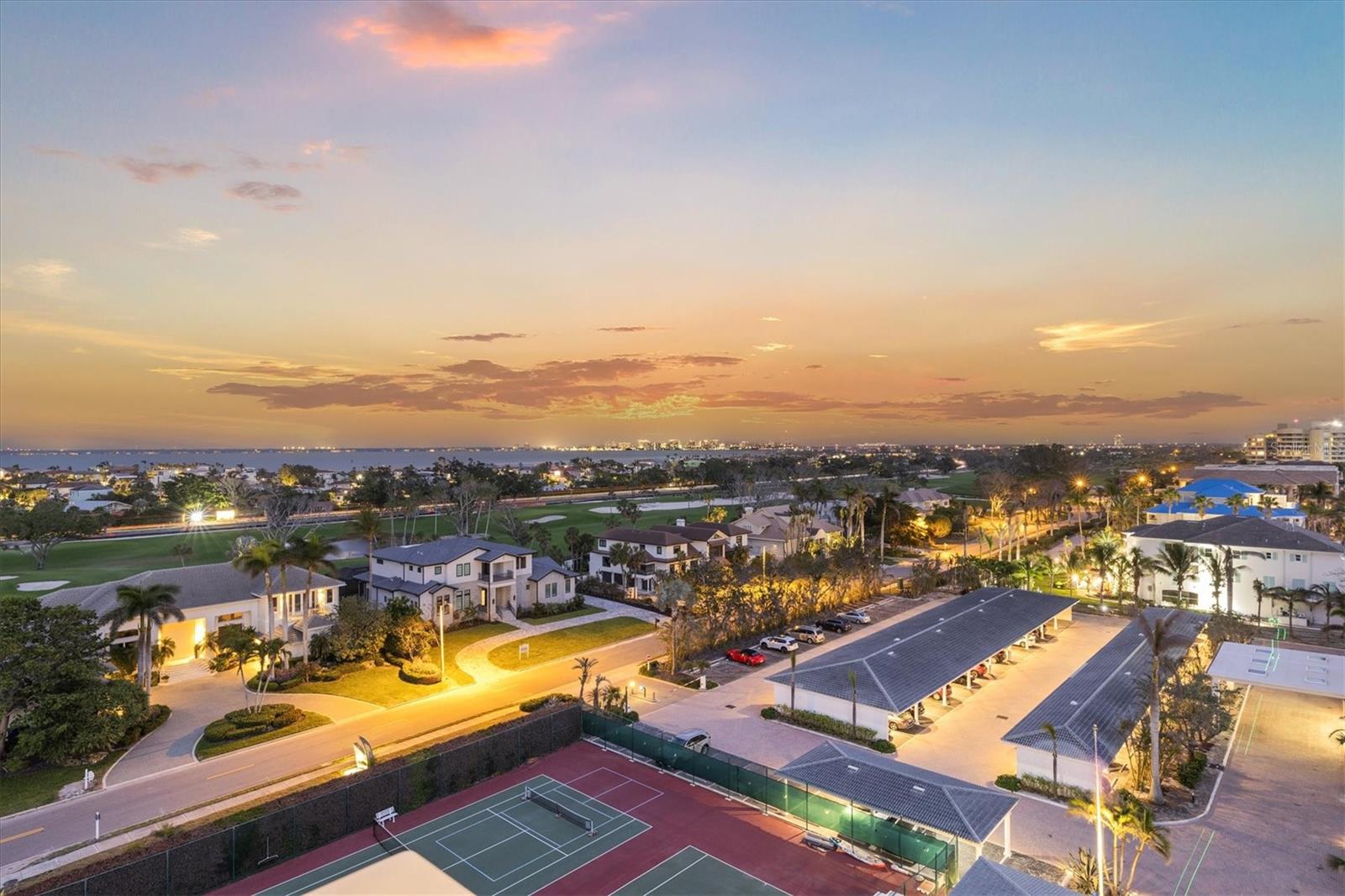 PRIVATEER NORTH - Residential