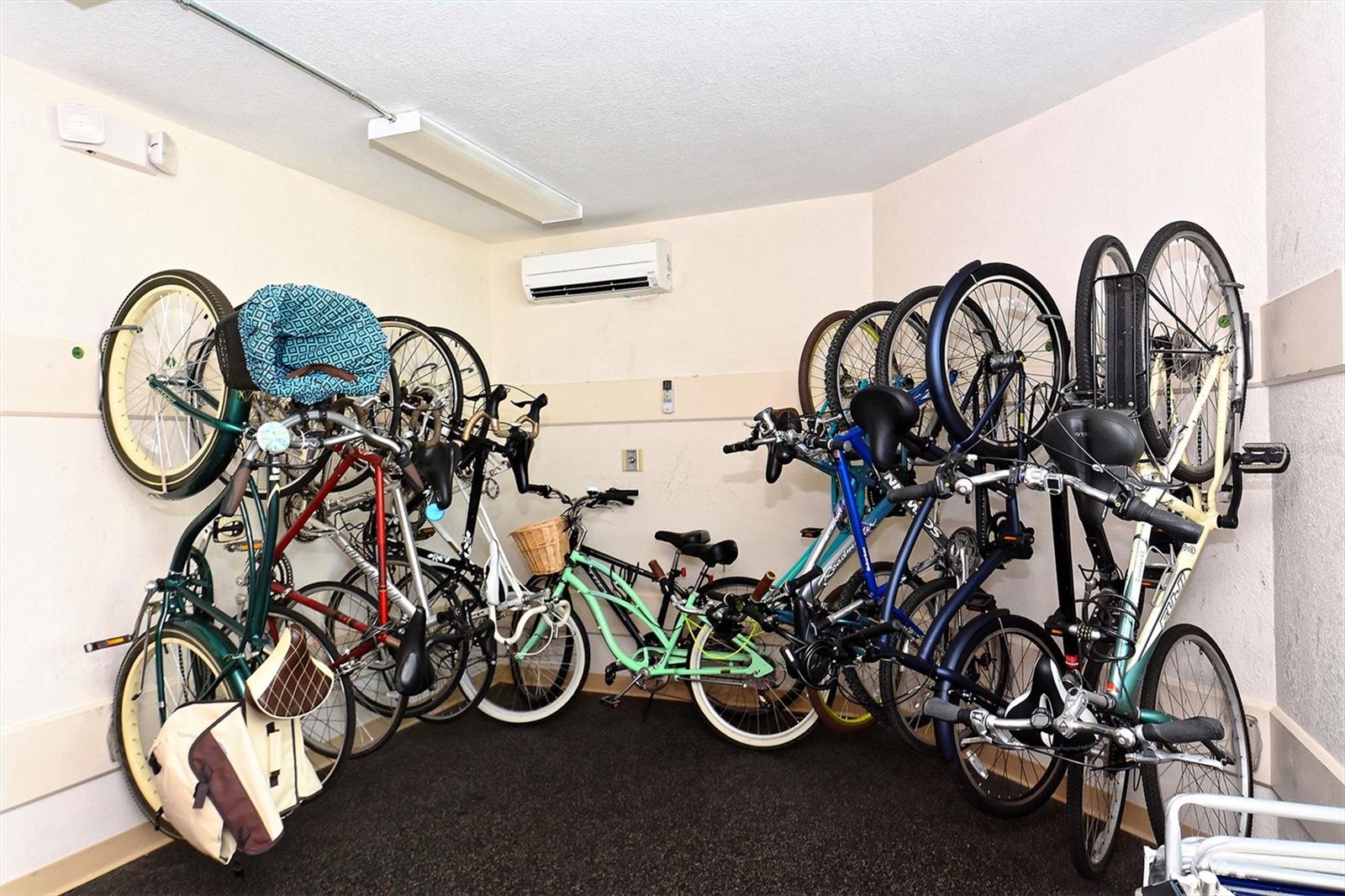 PRIVATEER NORTH - Residential