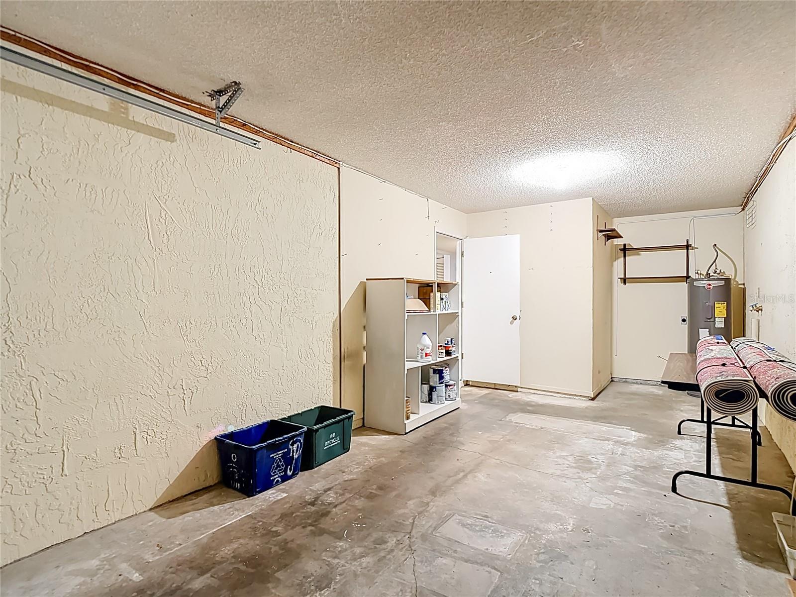 LE CLARE SHORES - Residential