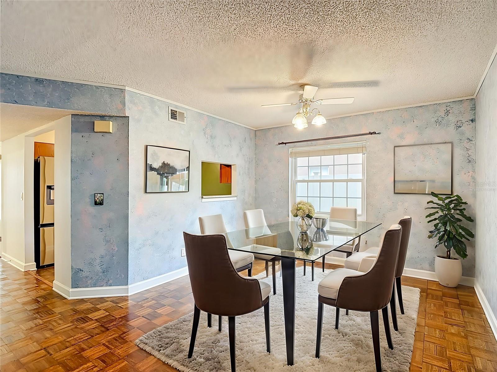 LE CLARE SHORES - Residential