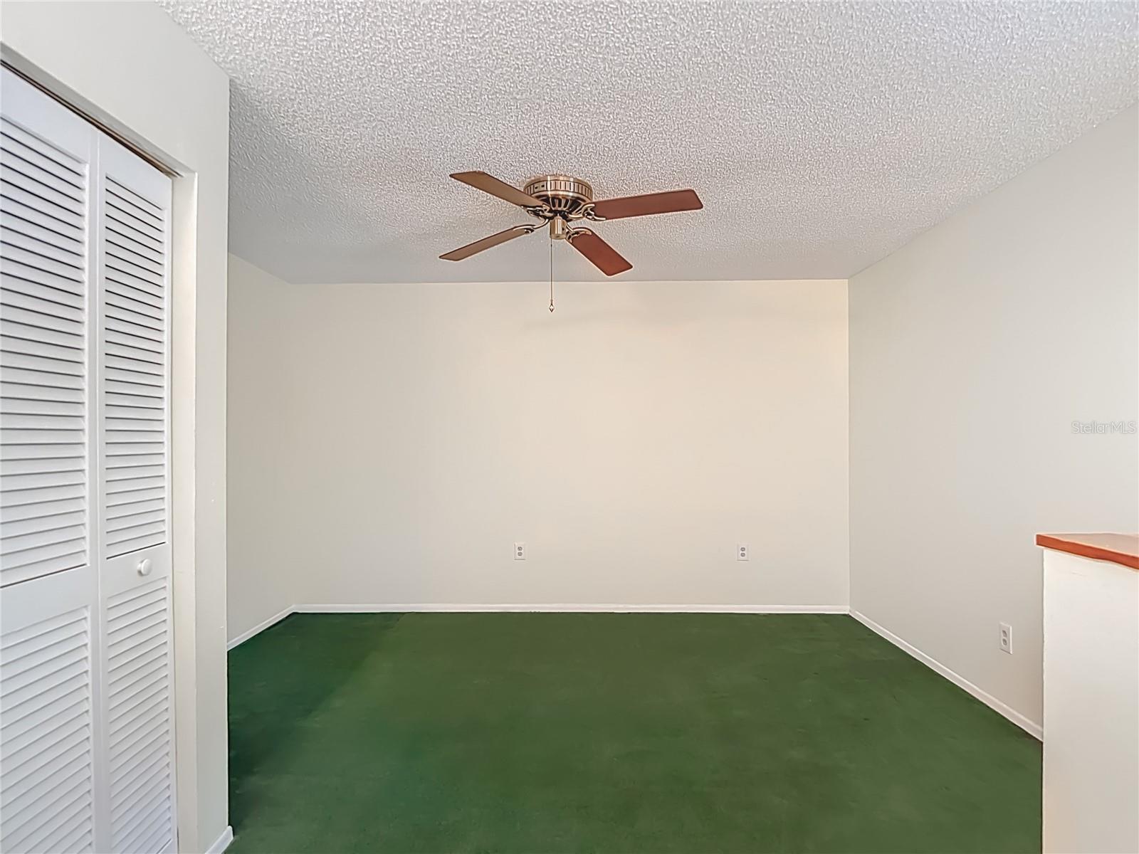 LE CLARE SHORES - Residential