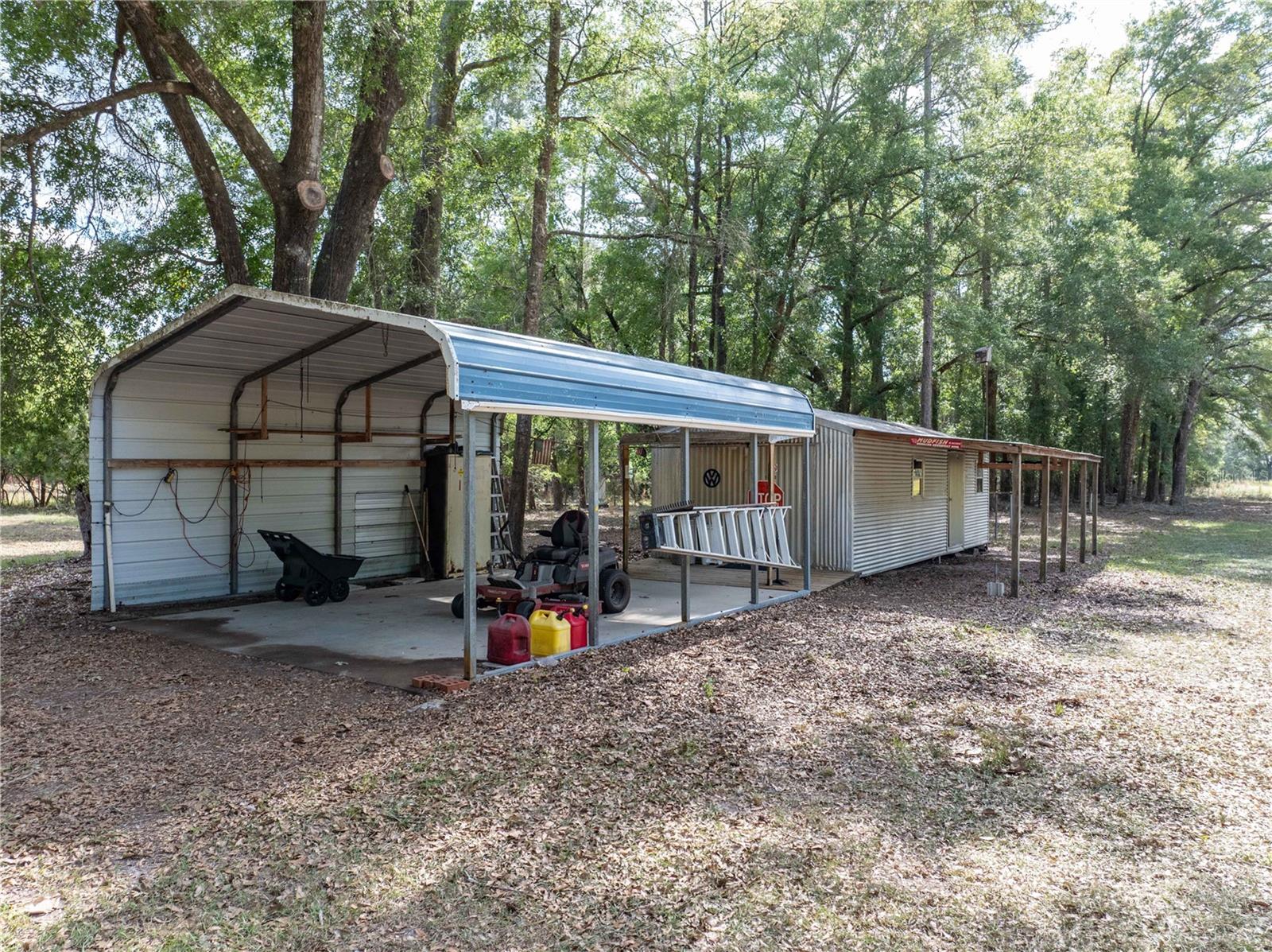 NOT IN A SUBDIVISION - Residential