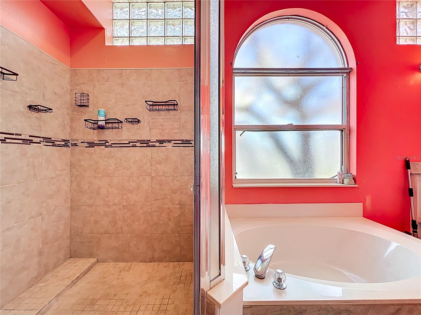 HIAWASSEE OAKS - Residential