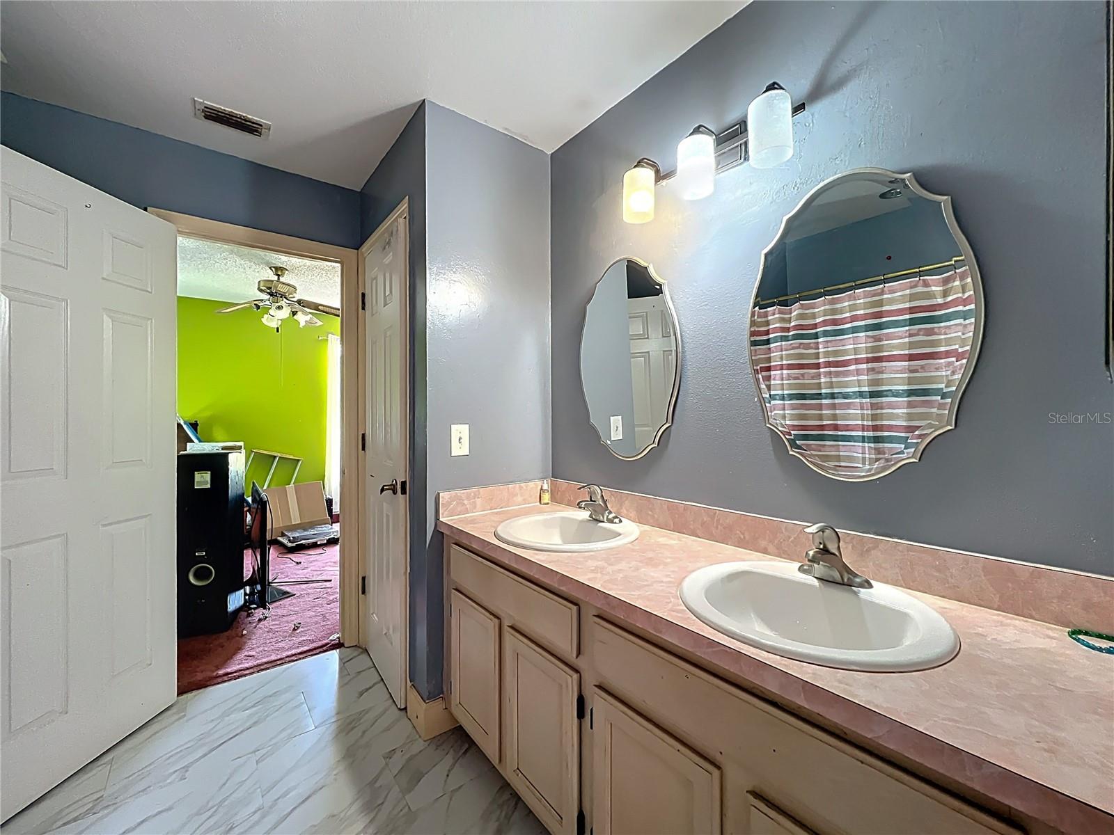 HIAWASSEE OAKS - Residential