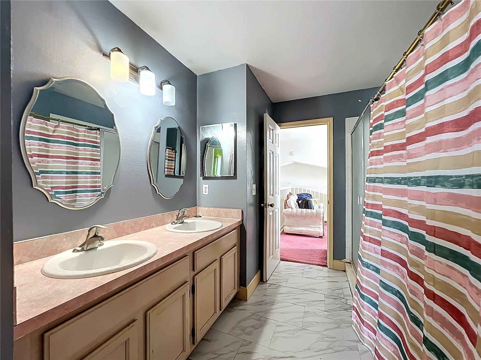 HIAWASSEE OAKS - Residential