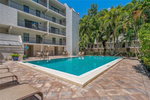105 4TH AVENUE NE 220 ST PETERSBURG FL 33701