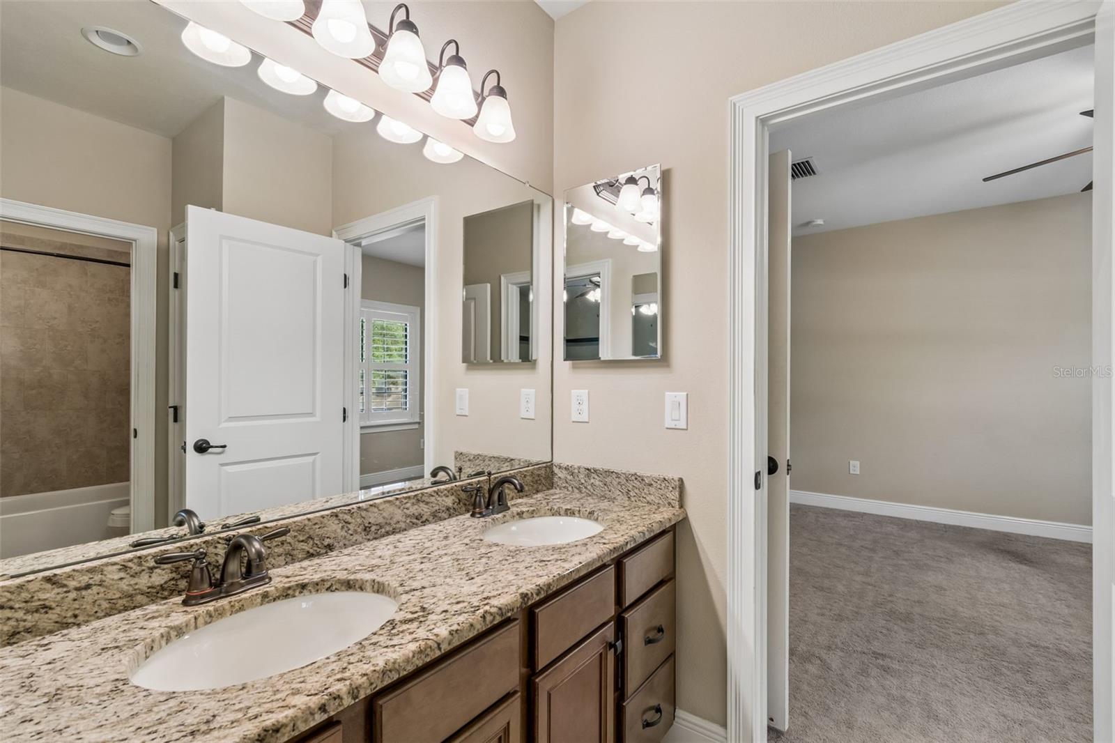 VIRGINIA TERRACE - Residential