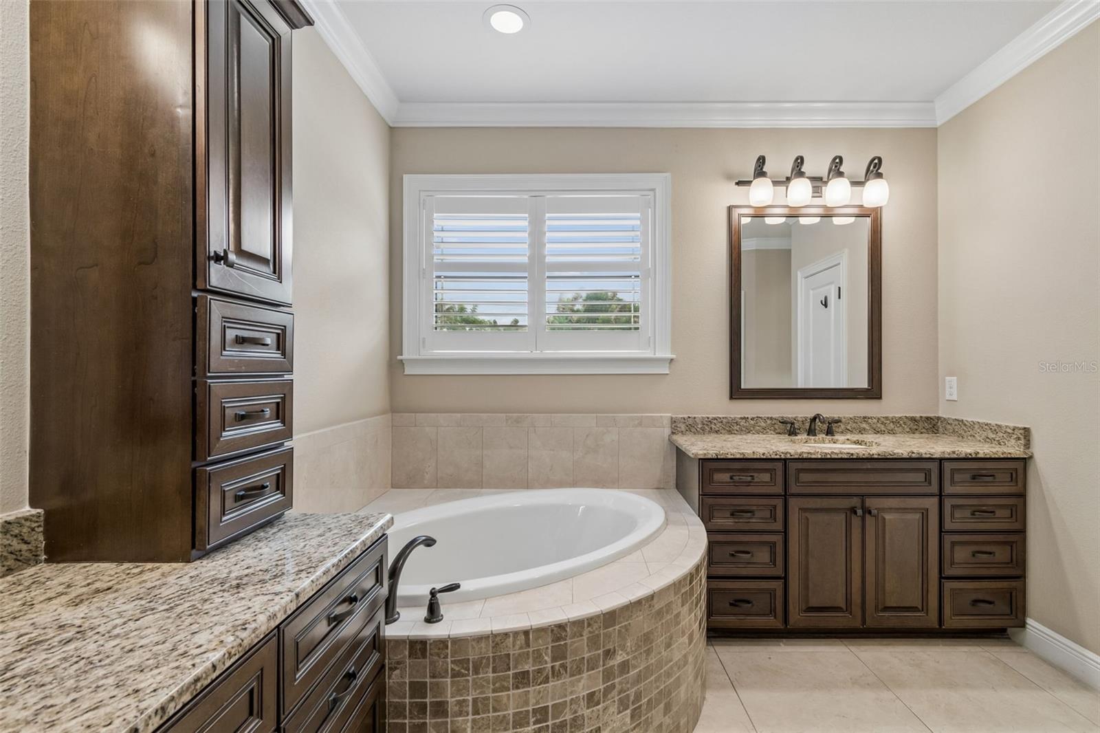 VIRGINIA TERRACE - Residential