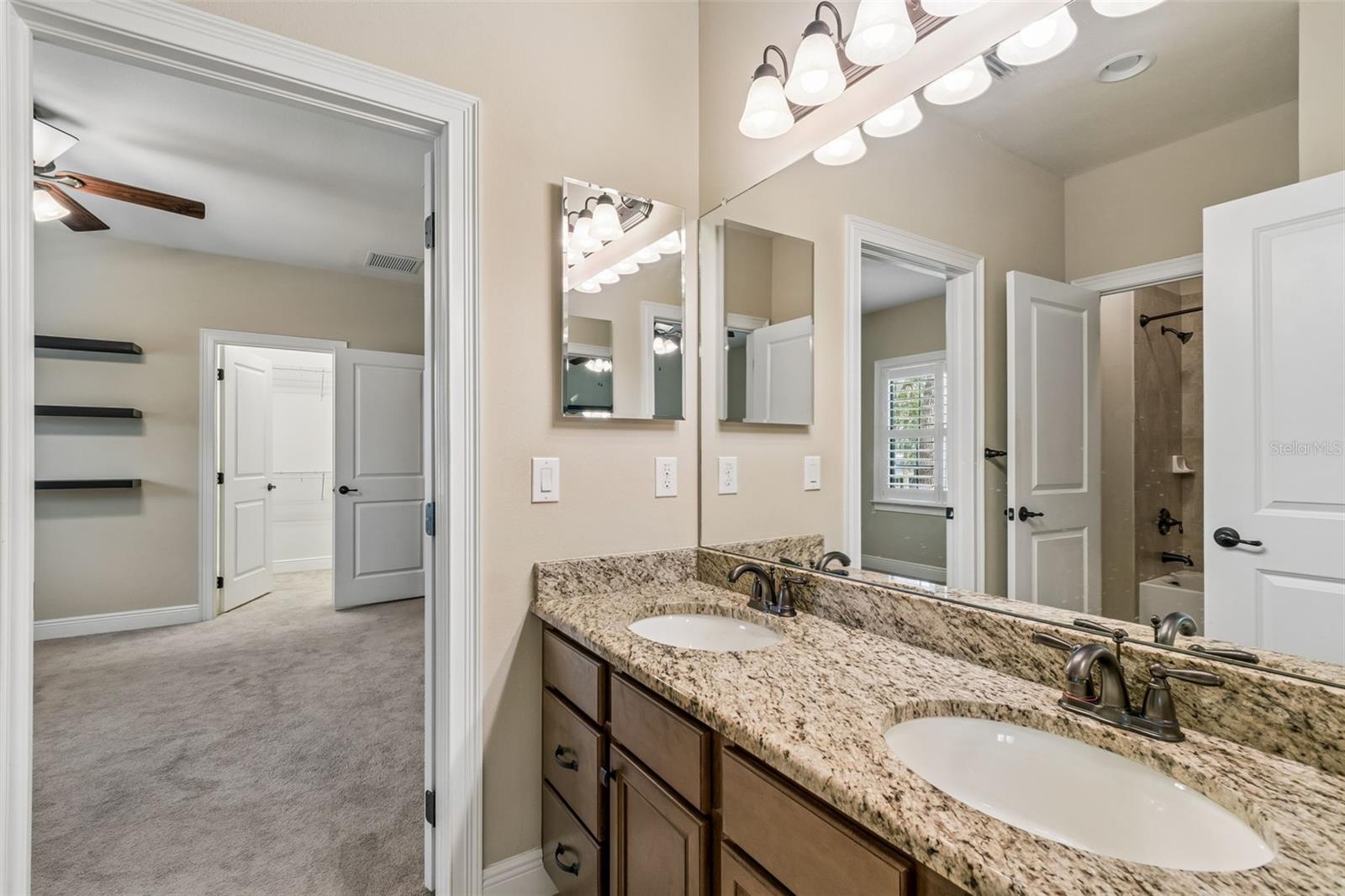 VIRGINIA TERRACE - Residential