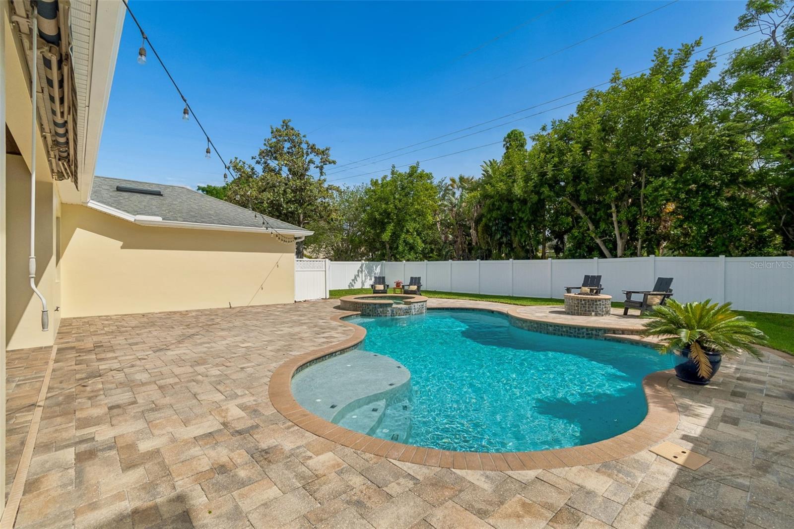 VIRGINIA TERRACE - Residential