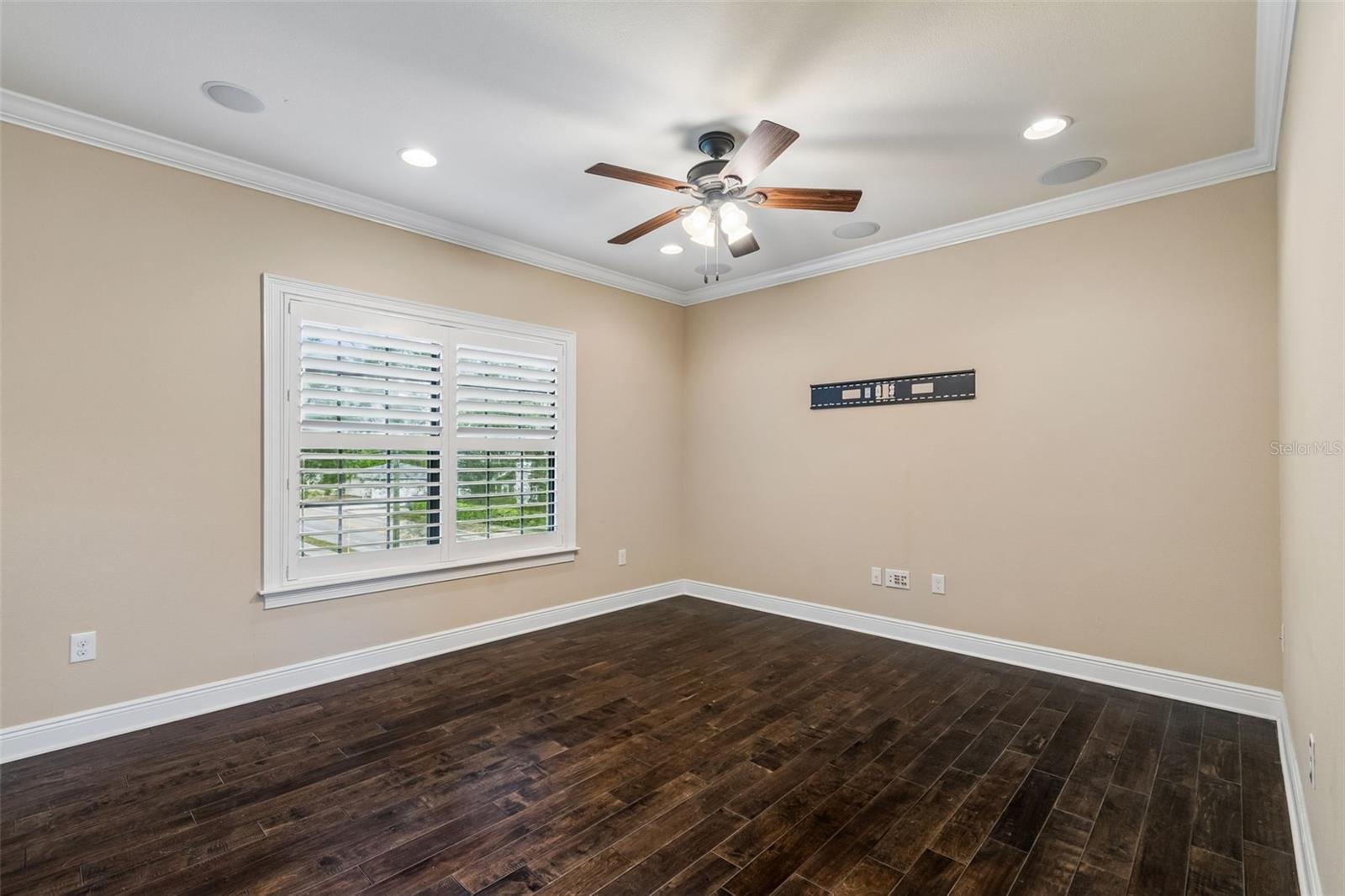 VIRGINIA TERRACE - Residential