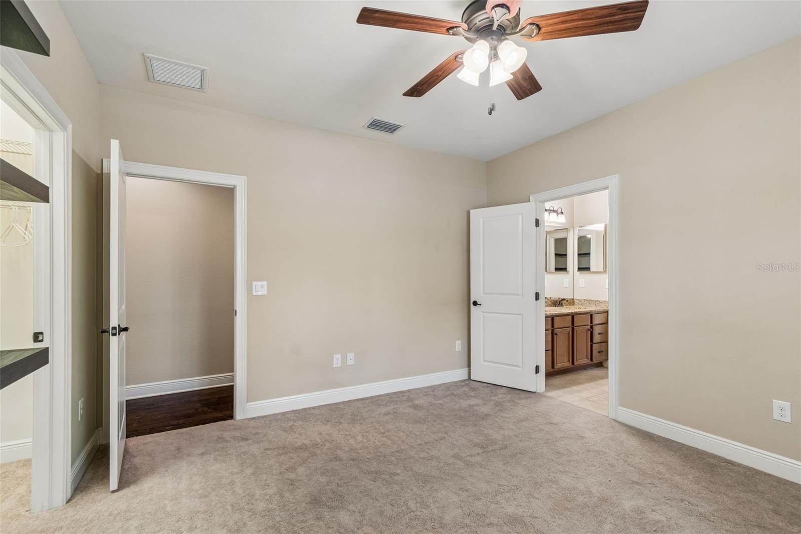 VIRGINIA TERRACE - Residential