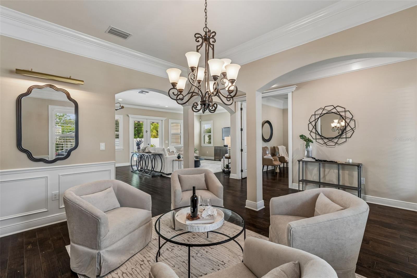 VIRGINIA TERRACE - Residential