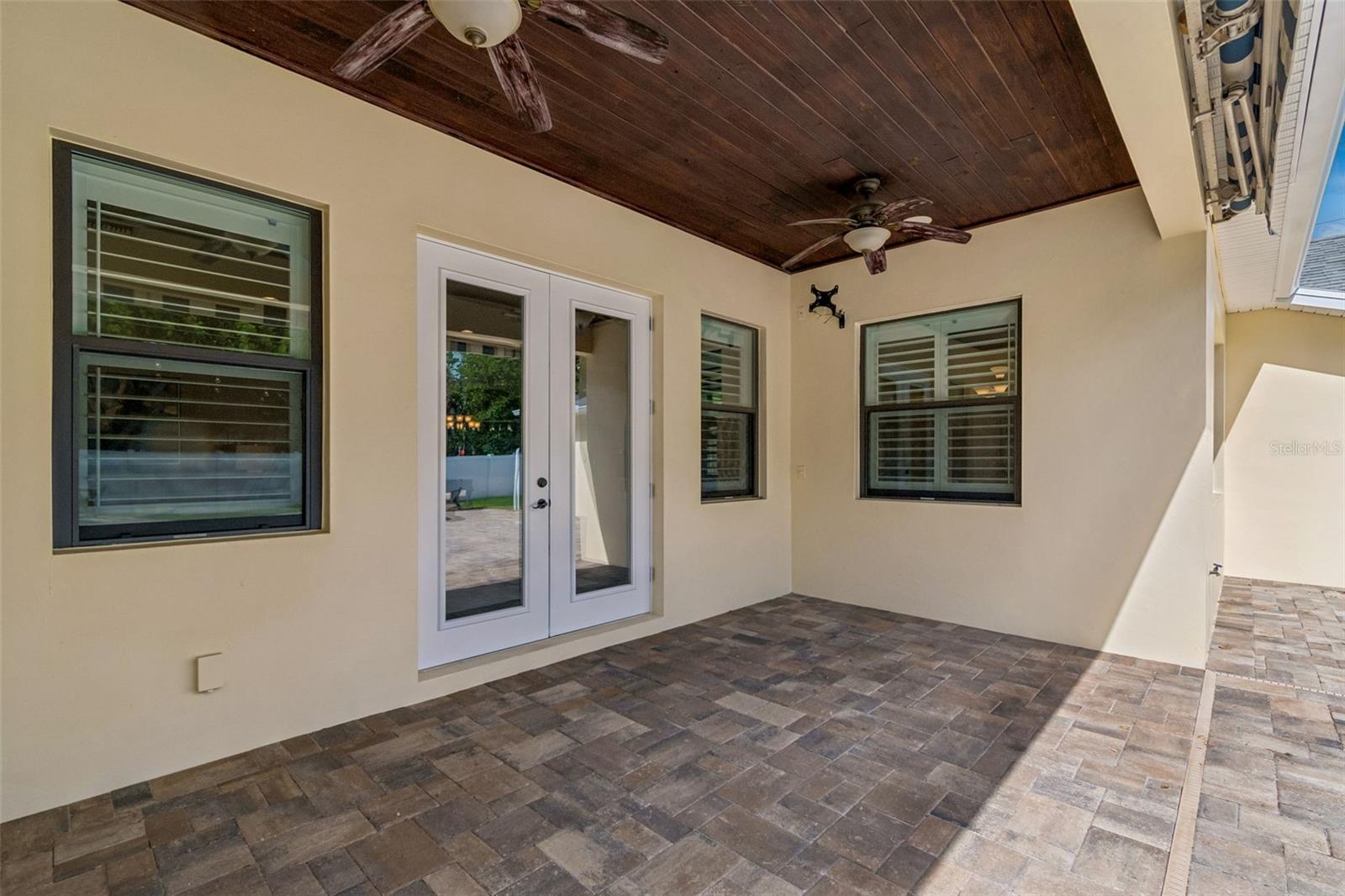 VIRGINIA TERRACE - Residential