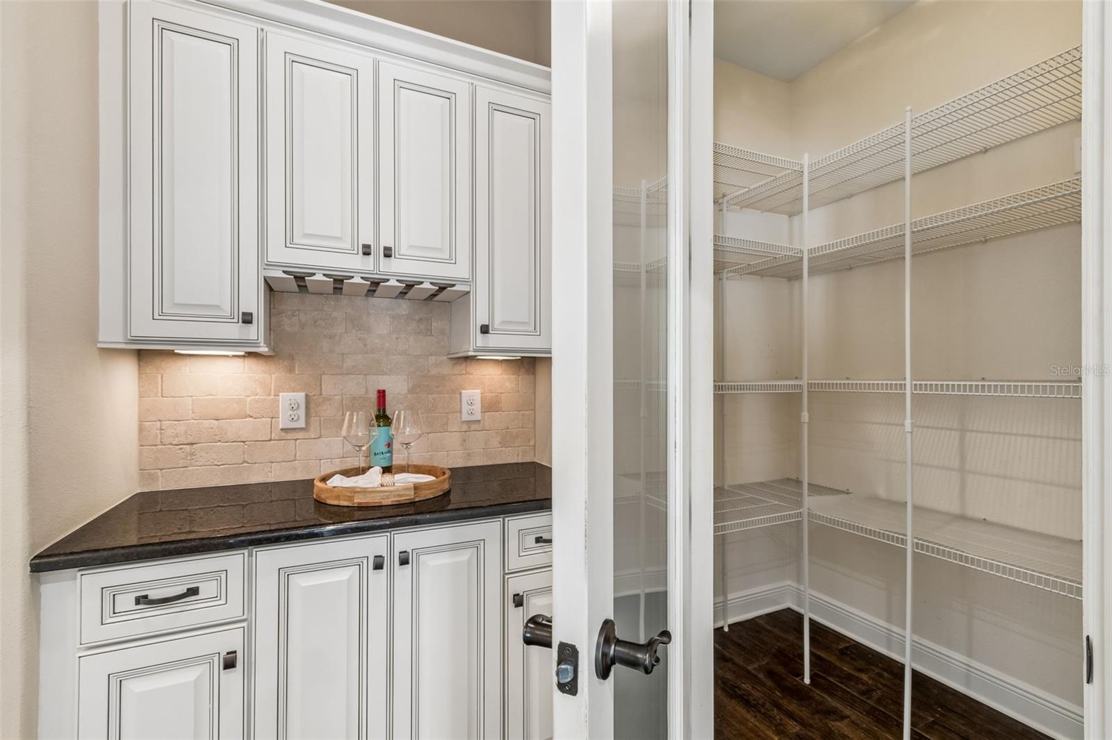 VIRGINIA TERRACE - Residential