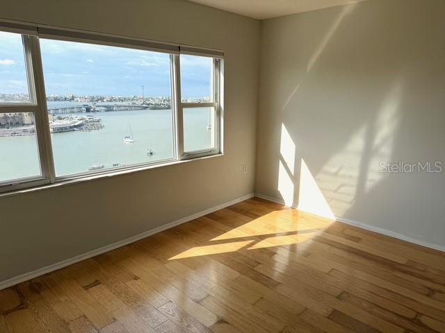 CONTINENTAL TOWERS CONDO - Residential Lease