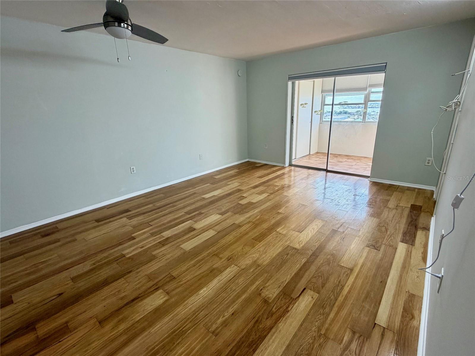 CONTINENTAL TOWERS CONDO - Residential Lease