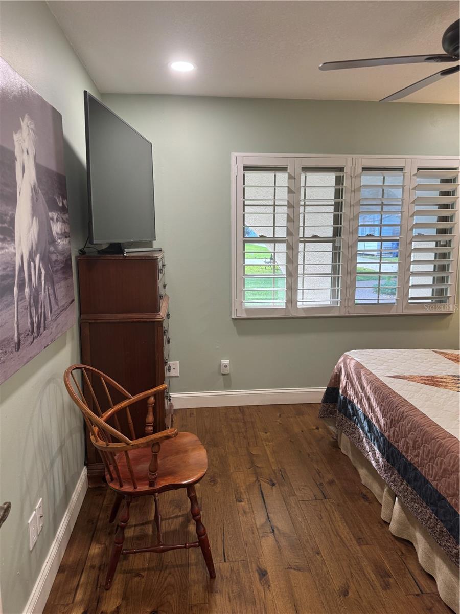 LAKE PADGETT ESTATES - Residential