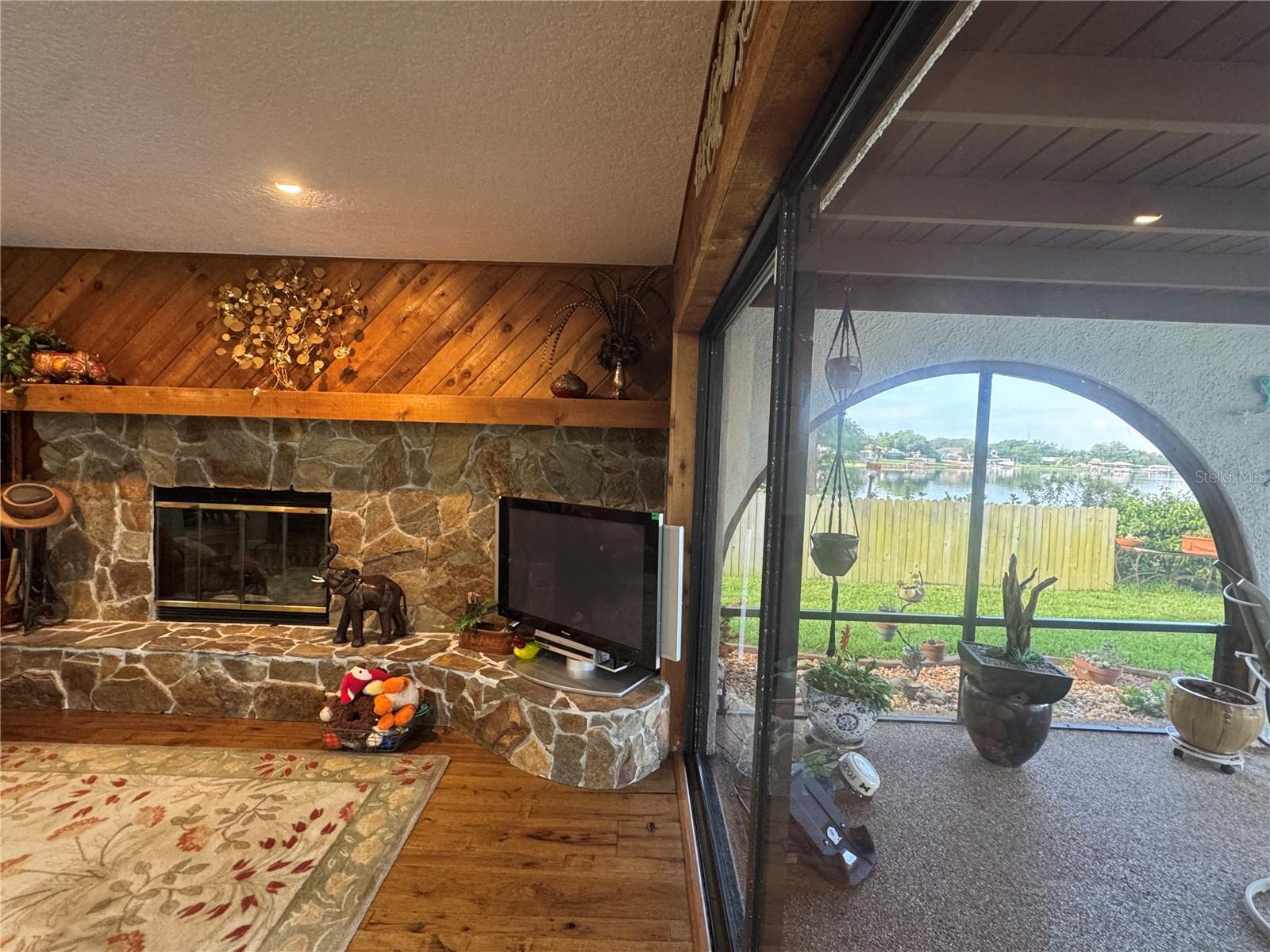 LAKE PADGETT ESTATES - Residential