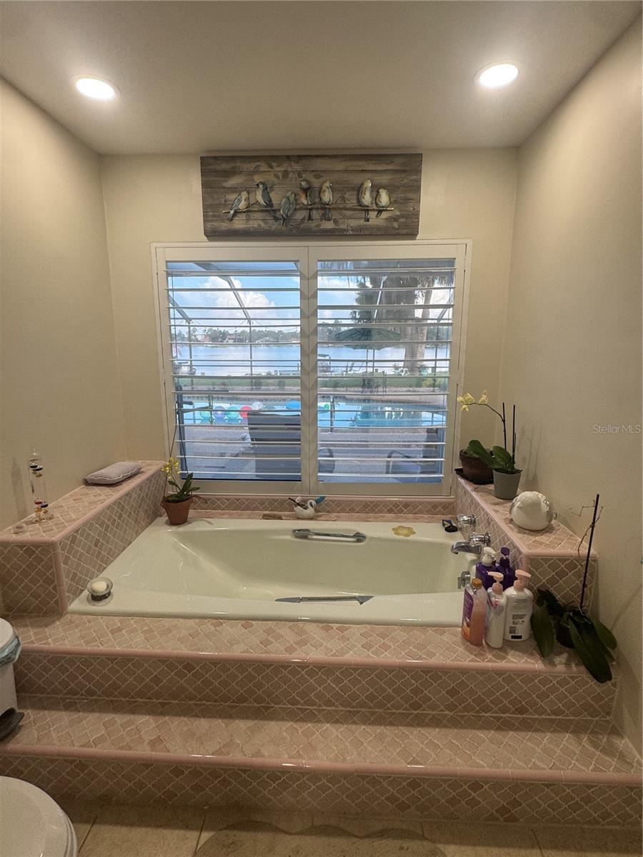 LAKE PADGETT ESTATES - Residential