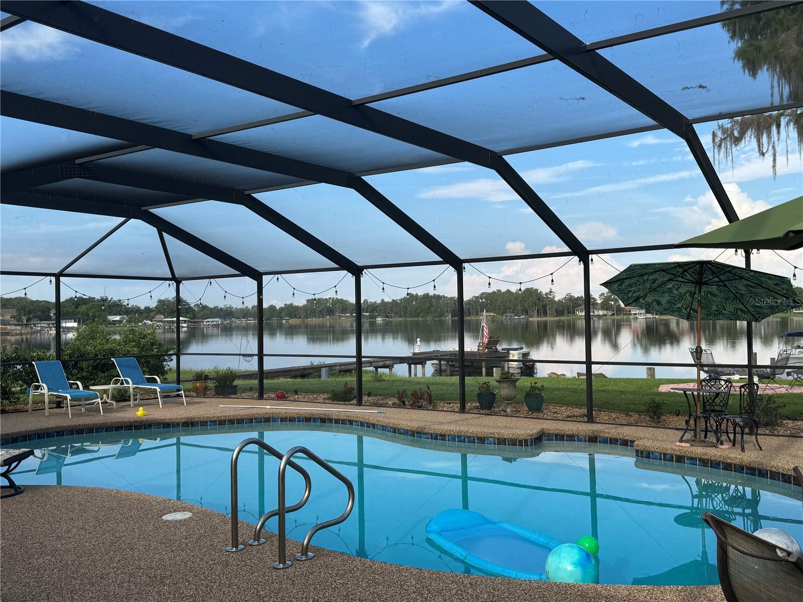 LAKE PADGETT ESTATES - Residential