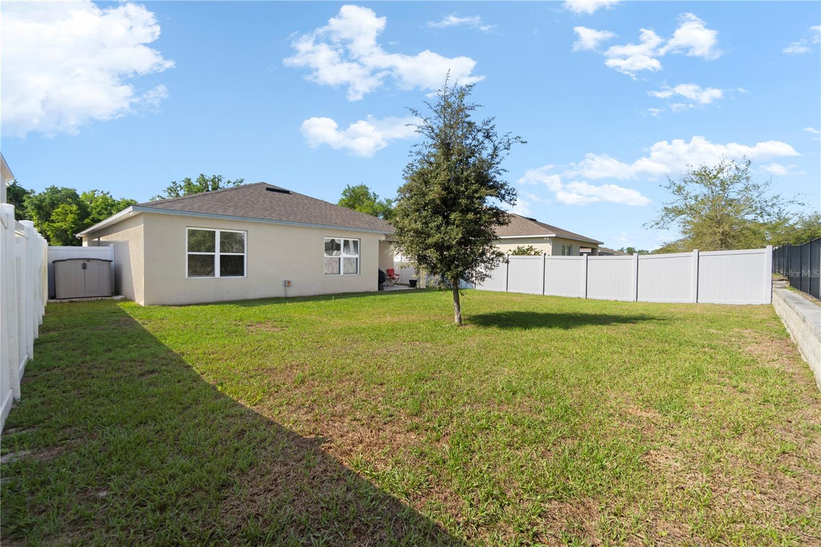 LAKE DENHAM ESTATES - Residential