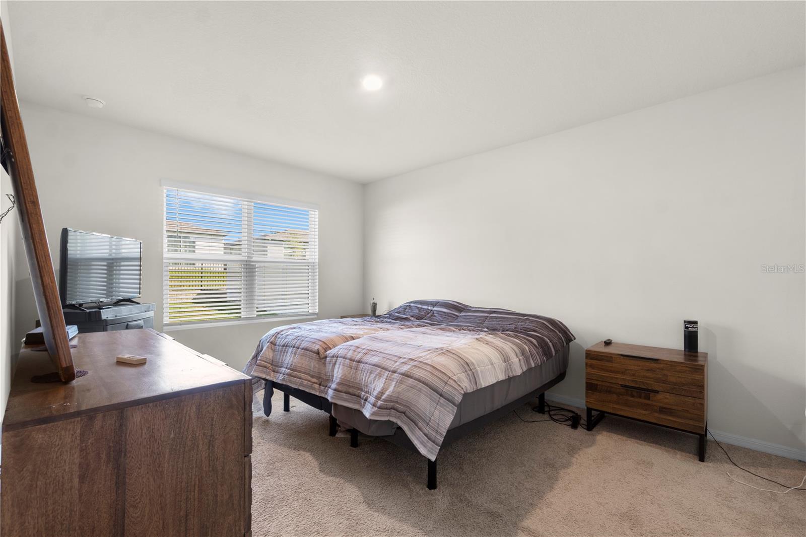 LAKE DENHAM ESTATES - Residential