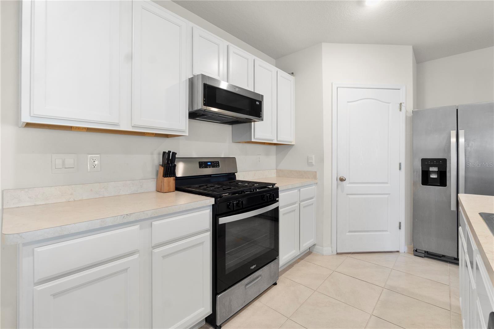 LAKE DENHAM ESTATES - Residential