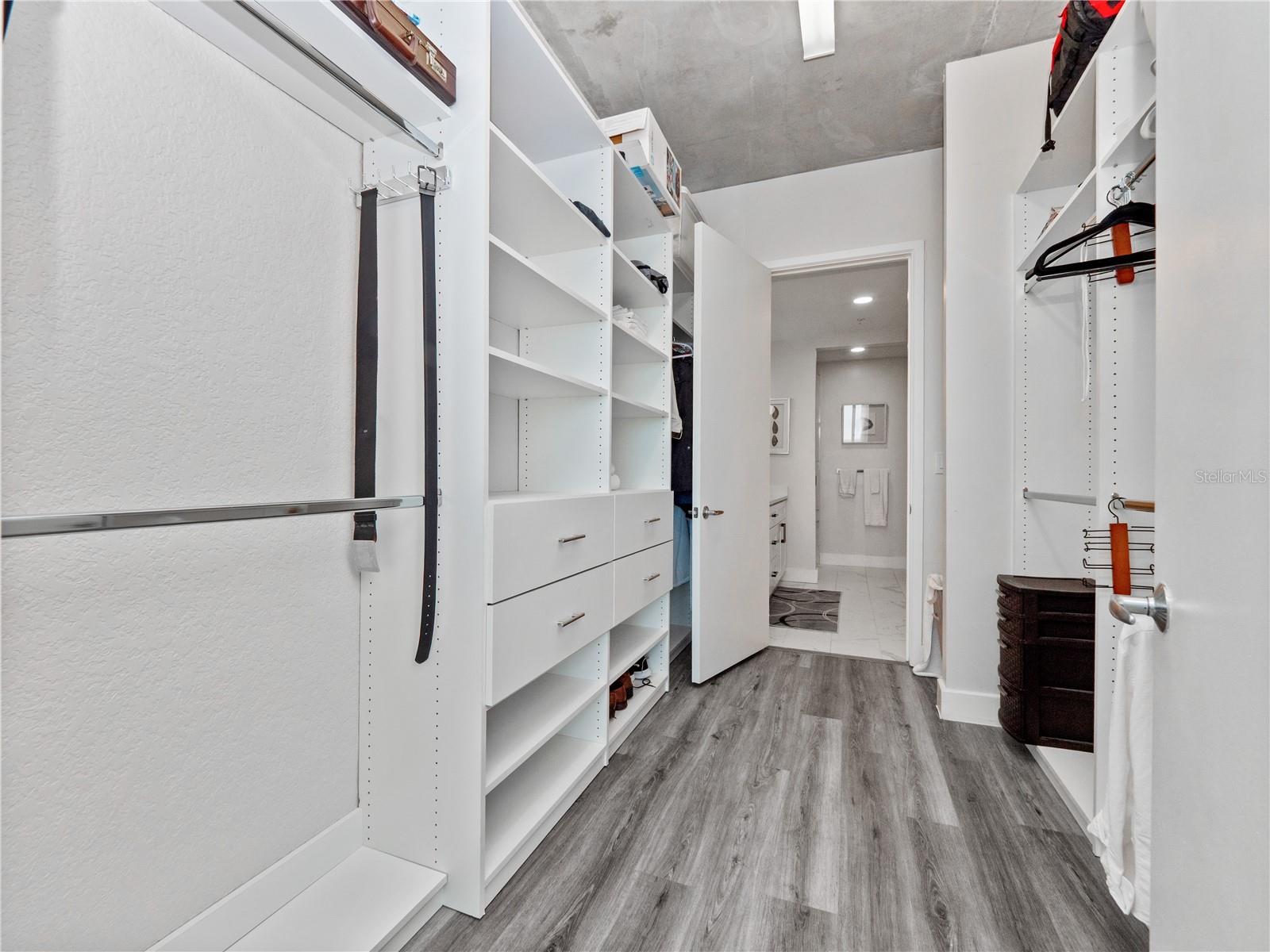 VUE/LK EOLA - Residential