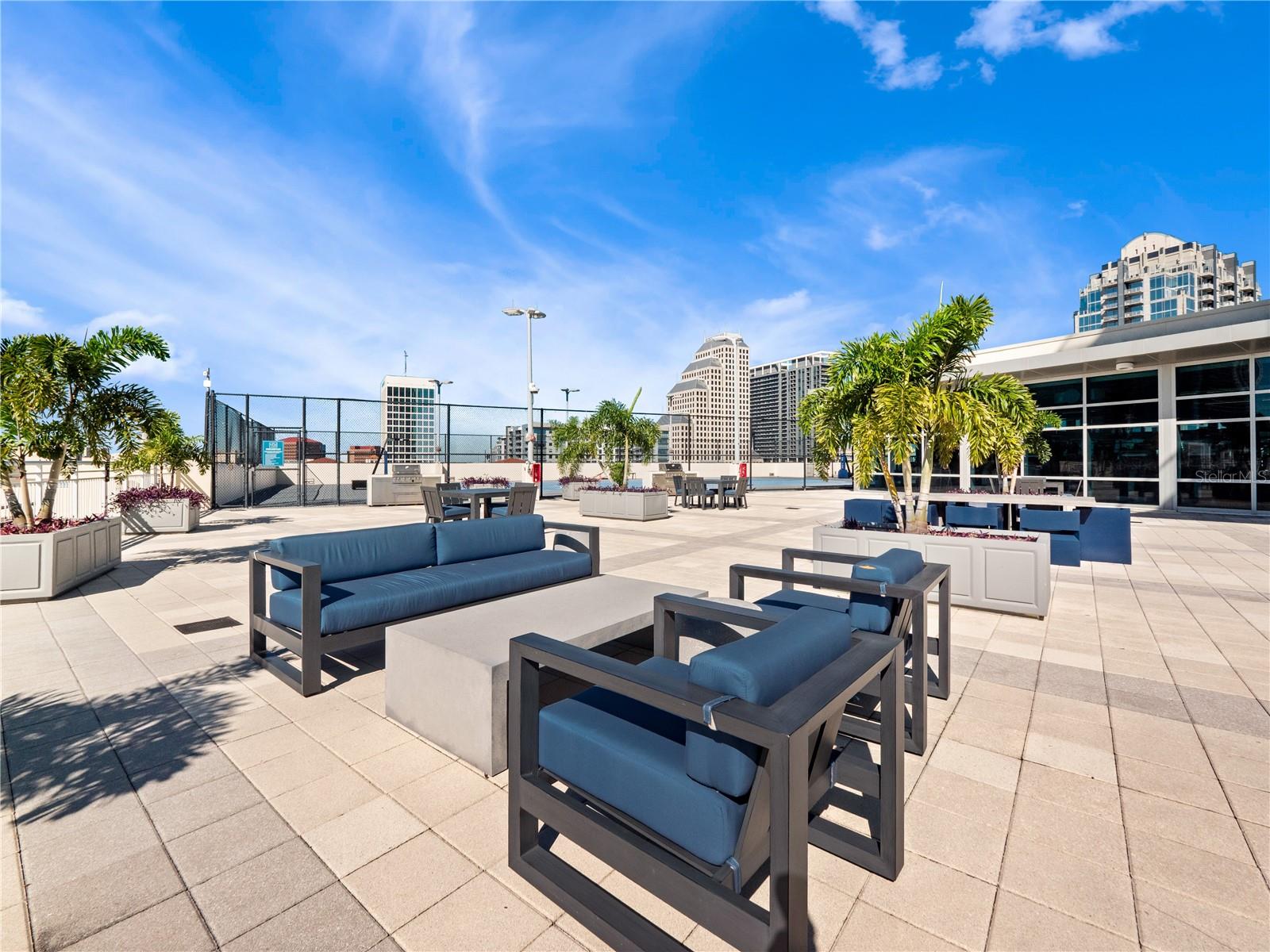 VUE/LK EOLA - Residential