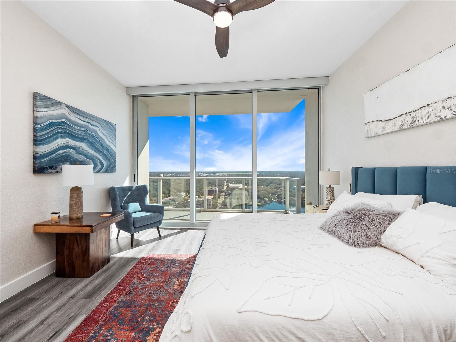 VUE/LK EOLA - Residential