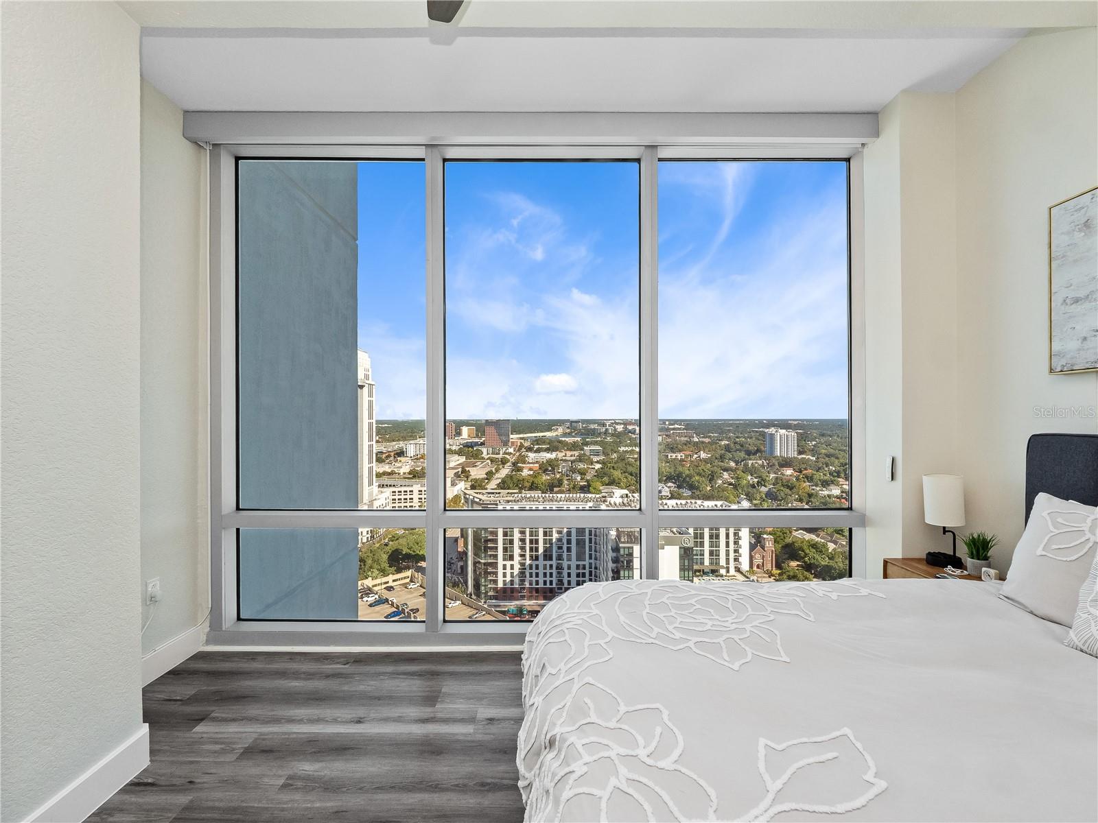 VUE/LK EOLA - Residential