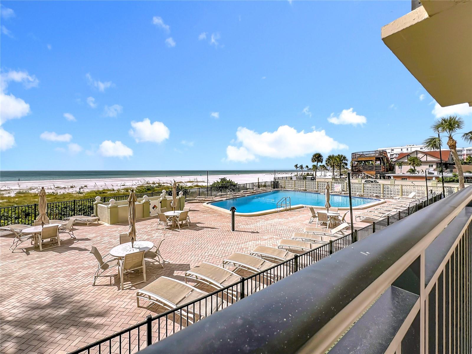 SAN SEAIR CONDO - Residential