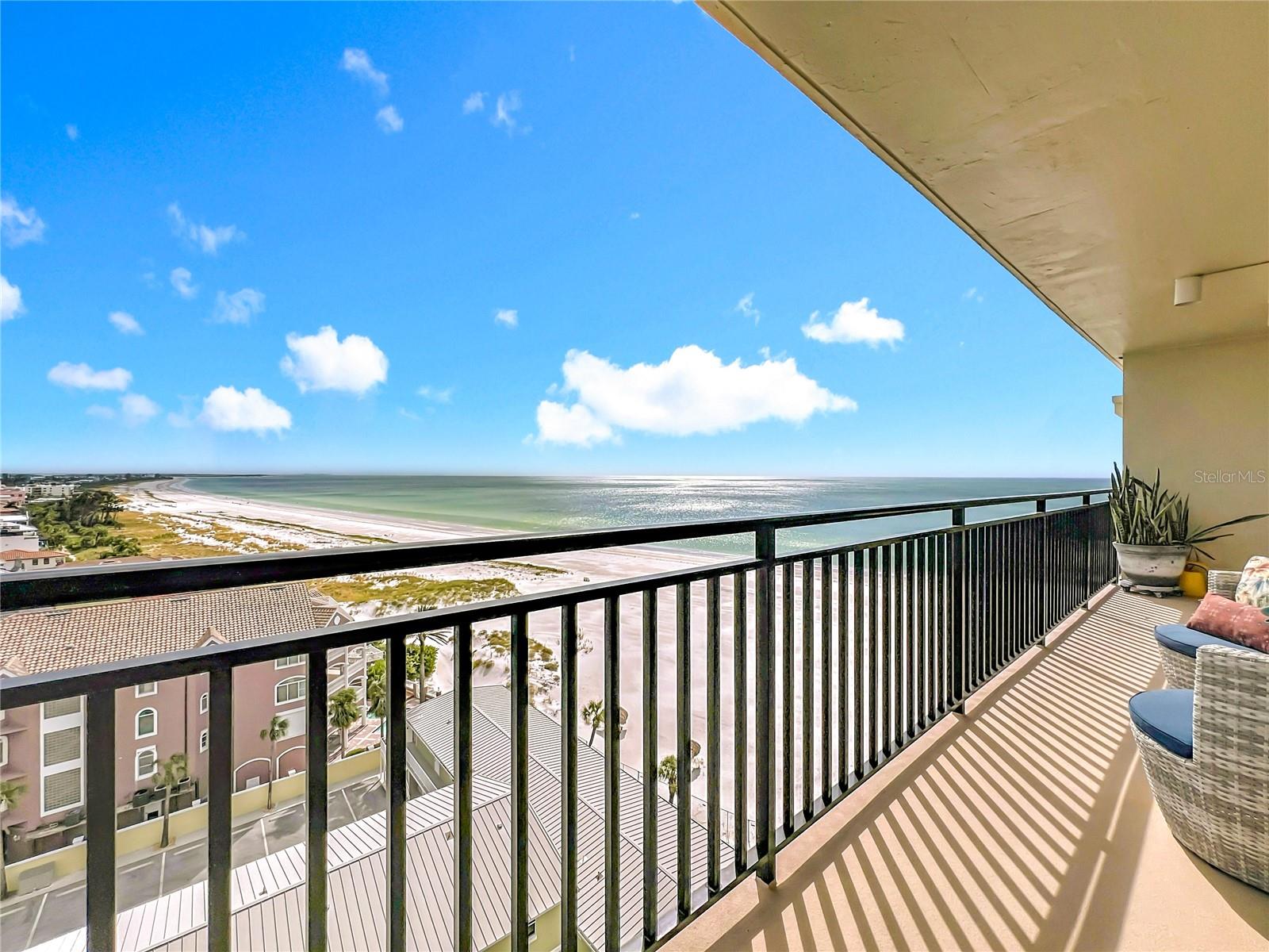SAN SEAIR CONDO - Residential