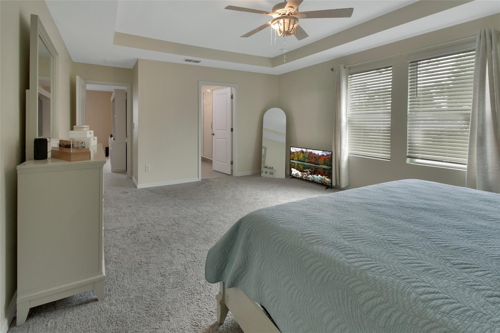 LINCOLN OAKS - Residential