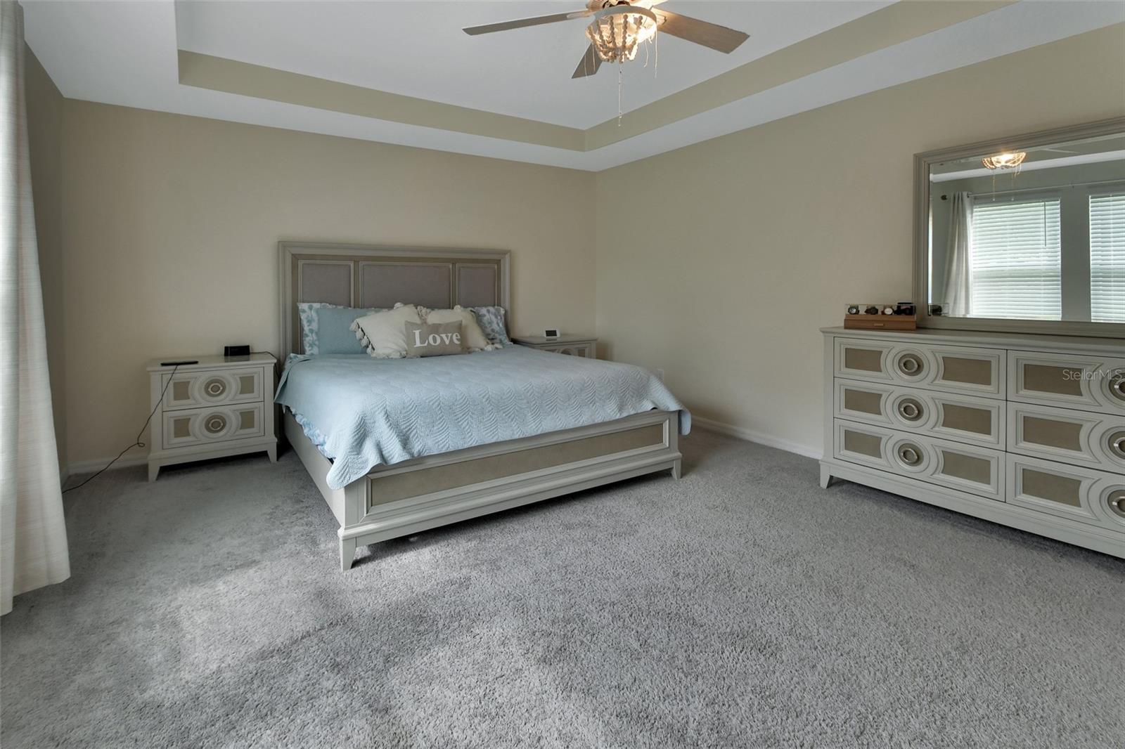 LINCOLN OAKS - Residential