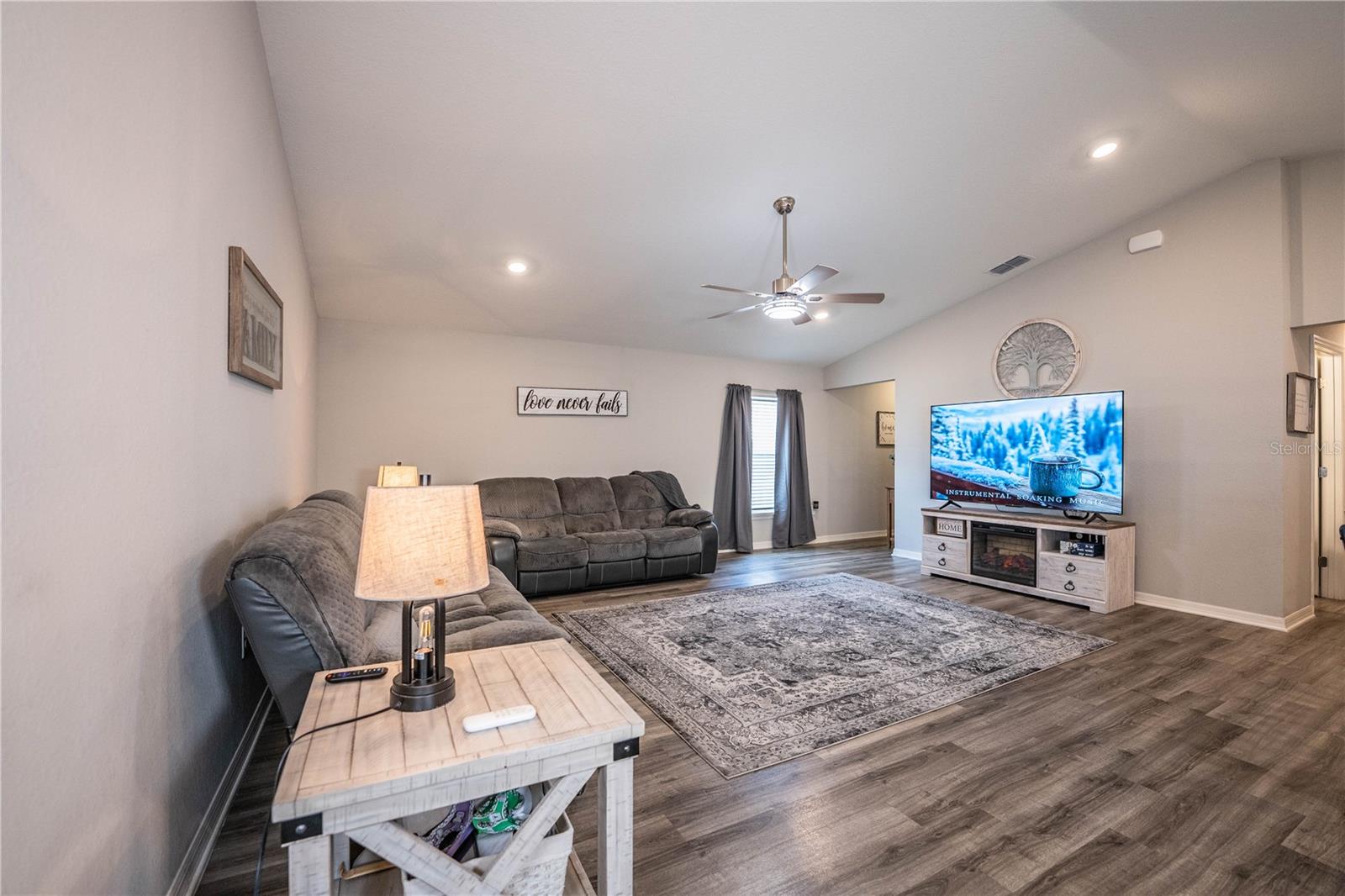 BRIDGEPORT LAKES PH 2 - Residential