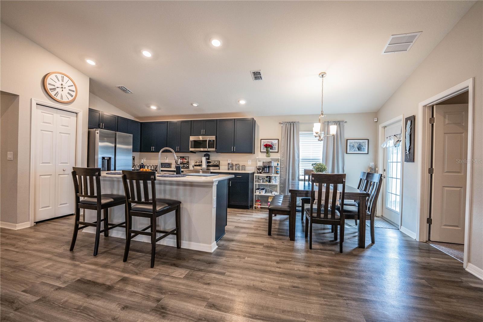 BRIDGEPORT LAKES PH 2 - Residential