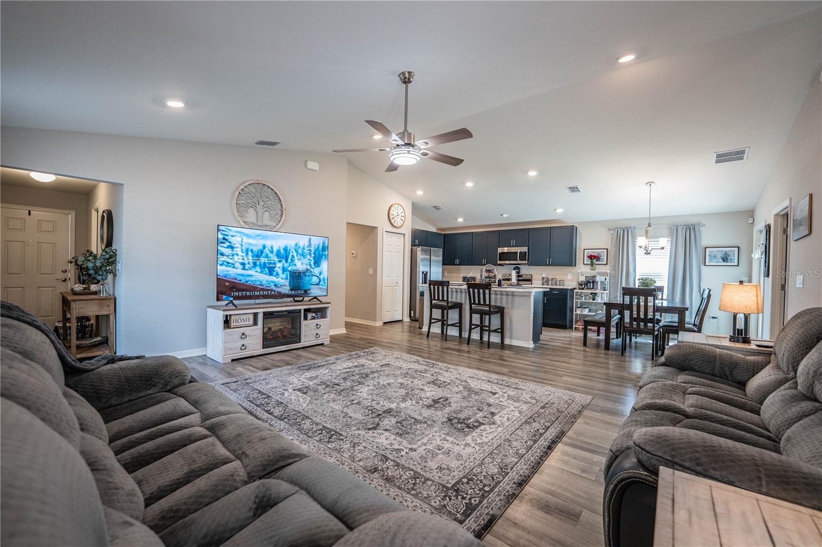 BRIDGEPORT LAKES PH 2 - Residential